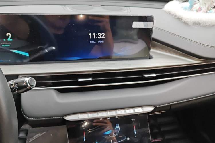 Used Chery Tiggo 8 PLUS 2022 290TGDI DCT Luxury Edition Audio And AC Panel