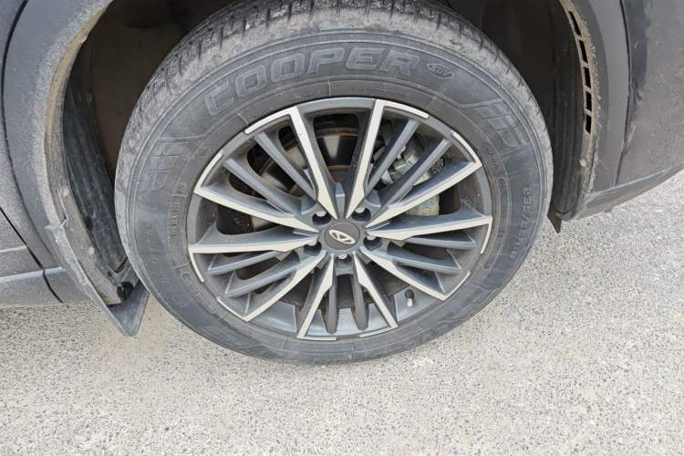 Used Chery Tiggo 8 PLUS 2022 290TGDI DCT Luxury Edition Right Front Wheel Hub