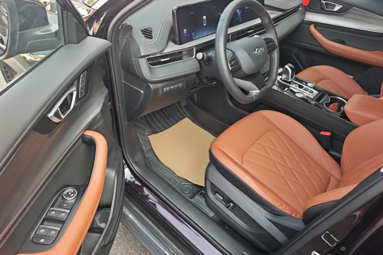 Used Chery Tiggo 8 PLUS 2022 290TGDI DCT Luxury Edition+ Driver Seat