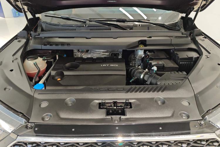 Used Chery Tiggo 8 PLUS 2022 290TGDI DCT Luxury Edition+ Engine Bay