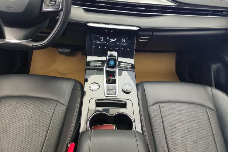Used Chery Tiggo 8 PLUS 2022 Kunpeng Edition 390TGDI DCT Passion Plus Gear Lever
