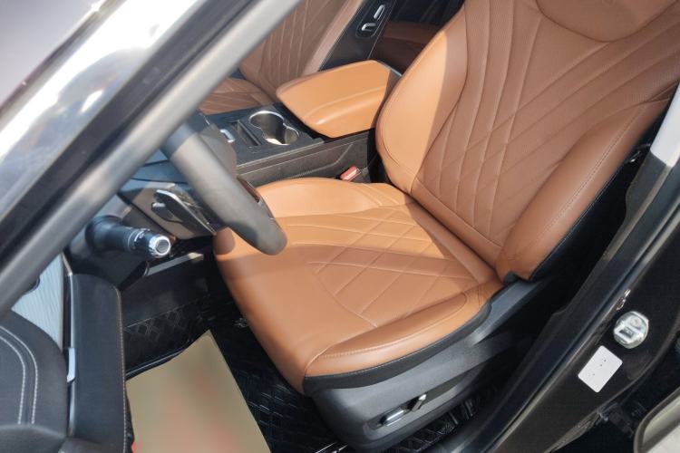 Used Chery Tiggo 8 PLUS 2022 290TGDI DCT Luxury Edition Left Front Seat