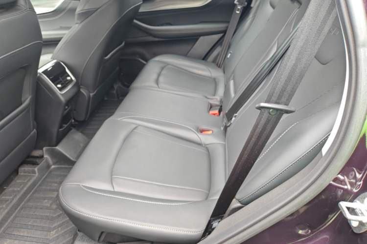 Used Chery Tiggo 8 PLUS 2022 Kunpeng Edition 390TGDI DCT Passion Version Left Rear Seat