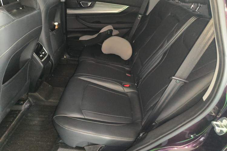 Used Chery Tiggo 8 PLUS 2022 290TGDI DCT Haoting Edition+ Left Rear Seat
