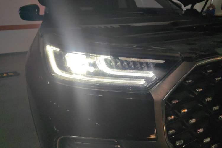 Used Chery Tiggo 8 PLUS 2022 Kunpeng Edition 390TGDI DCT Luxury+ Edition Right Front Headlight