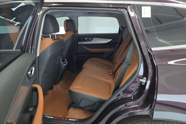 Used Chery Tiggo 8 PLUS 2022 Kunpeng Edition 390TGDI DCT Luxury Version Right Rear Seat