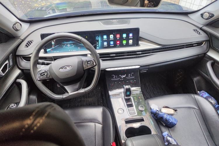 Used Chery Tiggo 8 PLUS 2022 Kunpeng Edition 390TGDI DCT Passion Plus Center Console