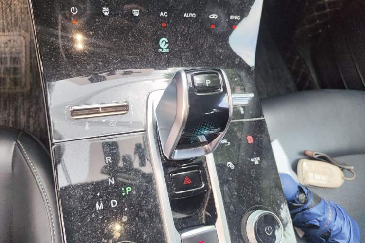 Used Chery Tiggo 8 PLUS 2022 Kunpeng Edition 390TGDI DCT Passion Plus Gear Lever