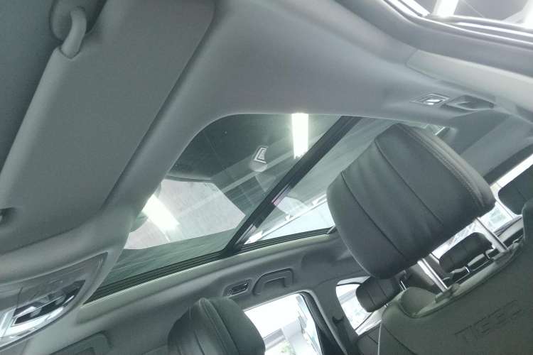 Used Chery Tiggo 8 PLUS 2022 290TGDI DCT Haoting Edition Headliner
