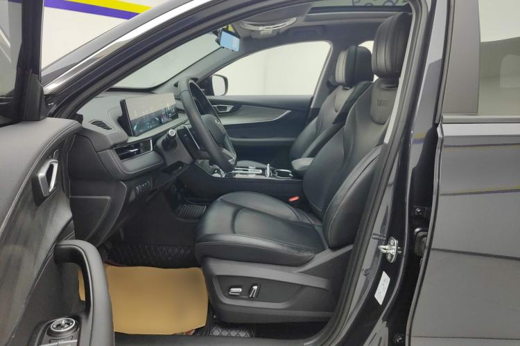Used Chery Tiggo 8 PLUS 2022 290TGDI DCT Haoting Edition Left Front Seat