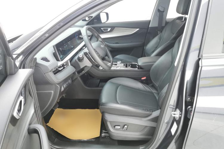 Used Chery Tiggo 8 PLUS 2022 Kunpeng Edition 390TGDI DCT Passion Version Left Front Seat