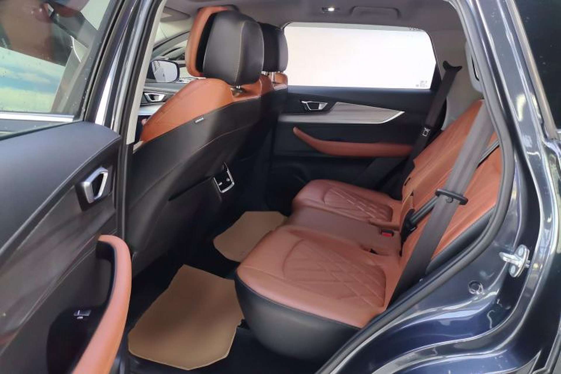Used Chery Tiggo 8 PLUS 2022 Kunpeng Edition 390TGDI DCT Luxury+ Edition Left Rear Seat