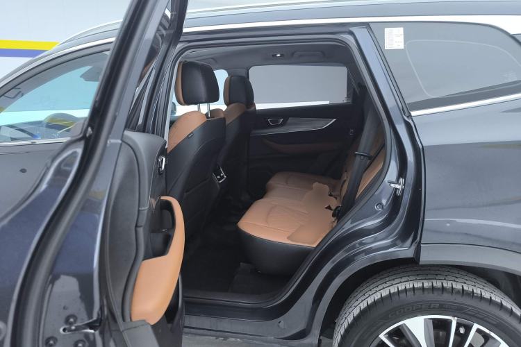 Used Chery Tiggo 8 PLUS 2022 Kunpeng Edition 390TGDI DCT Luxury+ Edition Left Rear Seat