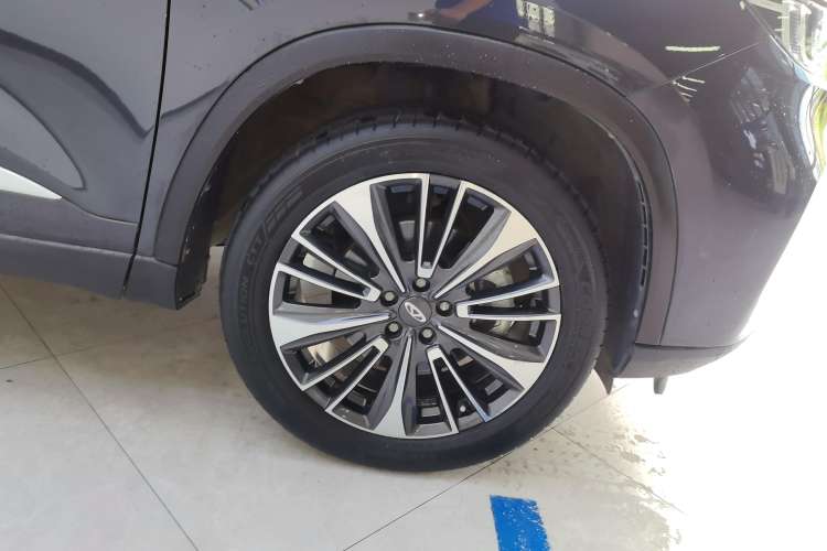 Used Chery Tiggo 8 PLUS 2022 Kunpeng Edition 390TGDI DCT Luxury+ Edition Left Rear Wheel Hub