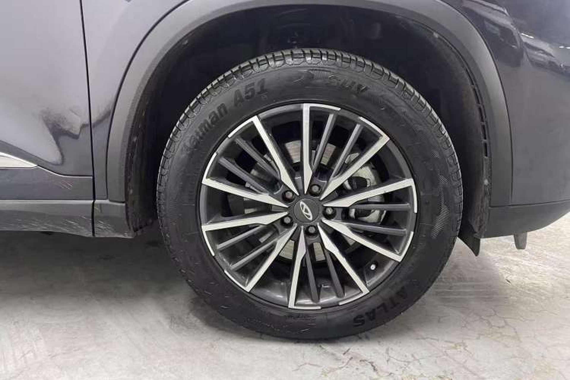 Used Chery Tiggo 8 PLUS 2022 Kunpeng Edition 390TGDI DCT Passion Plus Left Rear Wheel Hub