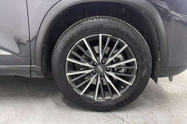 Used Chery Tiggo 8 PLUS 2022 Kunpeng Edition 390TGDI DCT Passion Plus Left Rear Wheel Hub