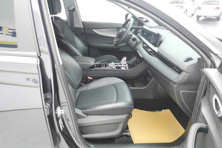 Used Chery Tiggo 8 PLUS 2022 Kunpeng Edition 390TGDI DCT Passion Version Right Front Seat