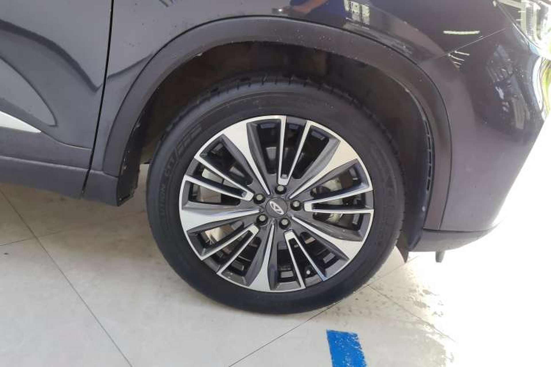Used Chery Tiggo 8 PLUS 2022 Kunpeng Edition 390TGDI DCT Luxury+ Edition Right Rear Wheel Hub