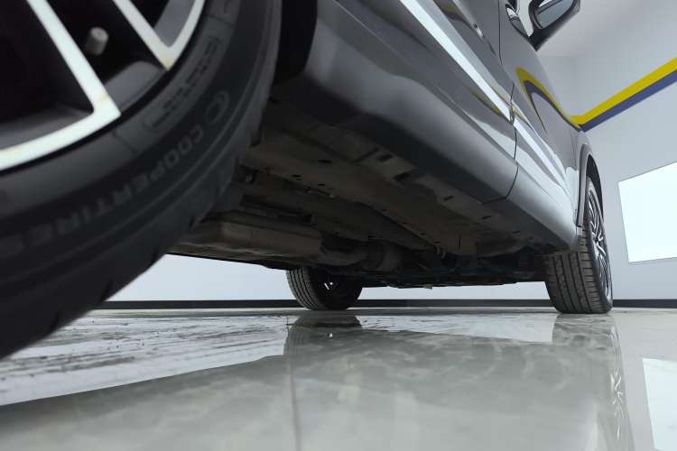 Used Chery Tiggo 8 PLUS 2022 Kunpeng Edition 390TGDI DCT Luxury+ Edition Right Side Sill