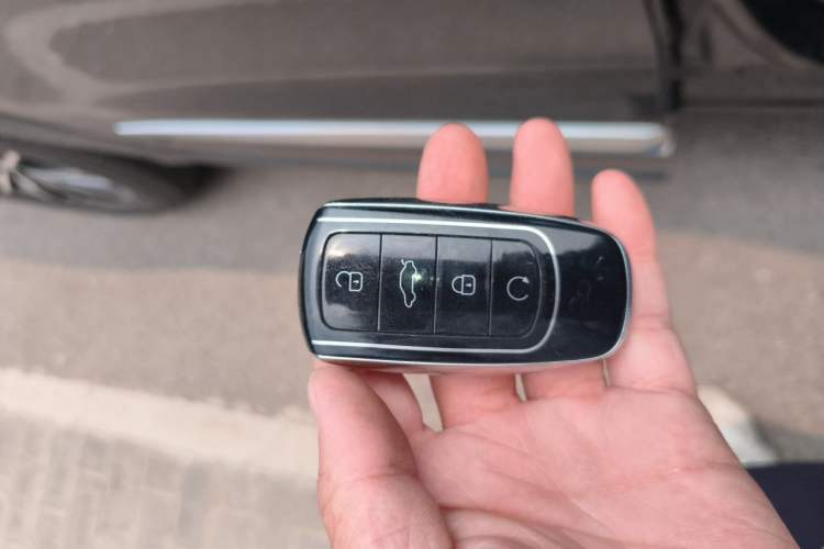 Used Chery Tiggo 8 PLUS 2022 290TGDI DCT Luxury Edition+ Vehicle Key