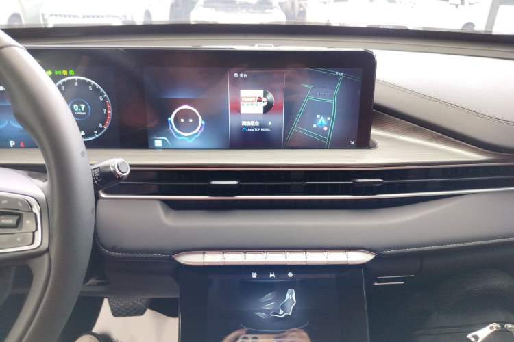 Used Chery Tiggo 8 PLUS 2022 290TGDI DCT Luxury Edition Audio And AC Panel