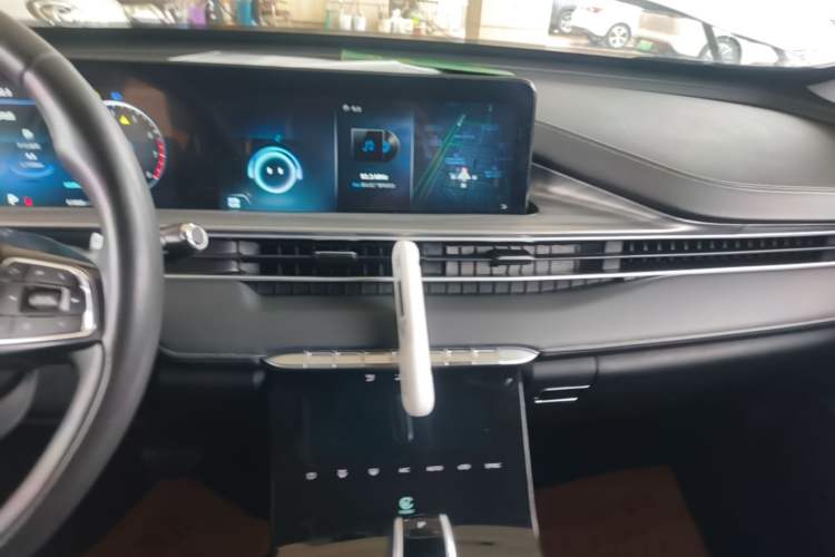 Used Chery Tiggo 8 PLUS 2022 Kunpeng Edition 390TGDI DCT Passion Version Audio And AC Panel