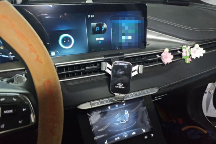 Used Chery Tiggo 8 PLUS 2022 Kunpeng Edition 390TGDI DCT Luxury Version Audio And AC Panel