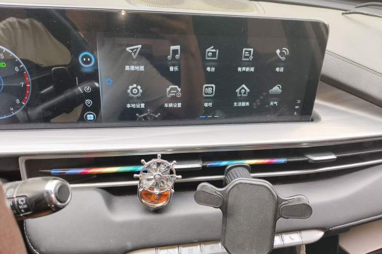 Used Chery Tiggo 8 PLUS 2022 290TGDI DCT Luxury Edition Audio And AC Panel