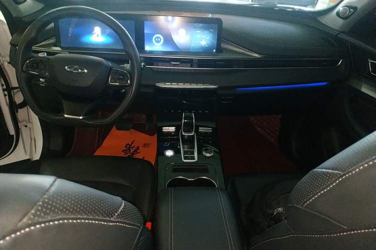 Used Chery Tiggo 8 PLUS 2022 290TGDI DCT Haoting Edition+ Audio And AC Panel