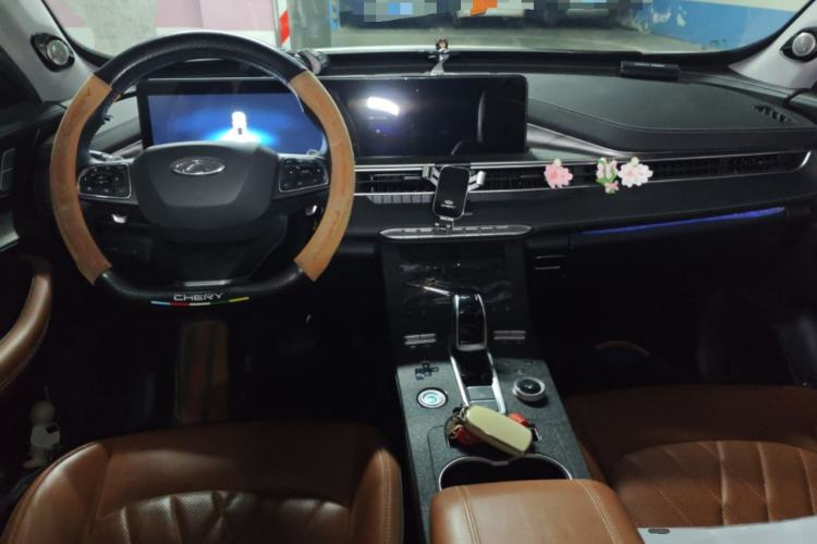 Used Chery Tiggo 8 PLUS 2022 Kunpeng Edition 390TGDI DCT Luxury Version Center Console