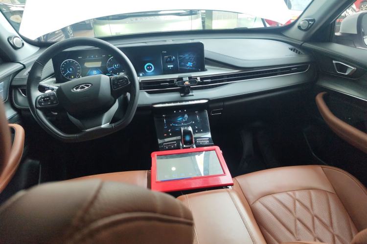 Used Chery Tiggo 8 PLUS 2022 Kunpeng Edition 390TGDI DCT Luxury+ Edition Center Console
