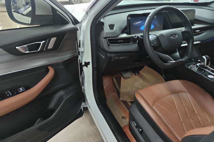 Used Chery Tiggo 8 PLUS 2022 290TGDI DCT Luxury Edition Driver Seat