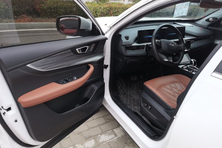 Used Chery Tiggo 8 PLUS 2022 290TGDI DCT Luxury Edition Driver Seat