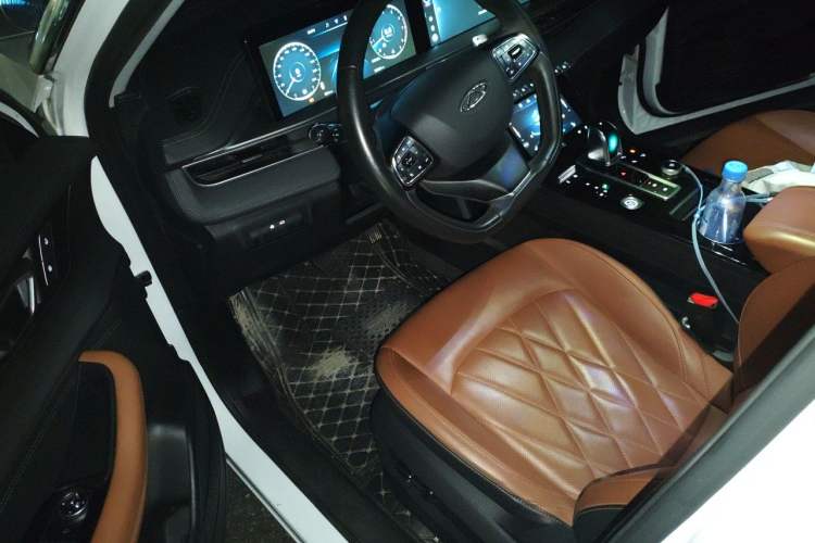 Used Chery Tiggo 8 PLUS 2022 290TGDI DCT Luxury Edition+ Driver Seat