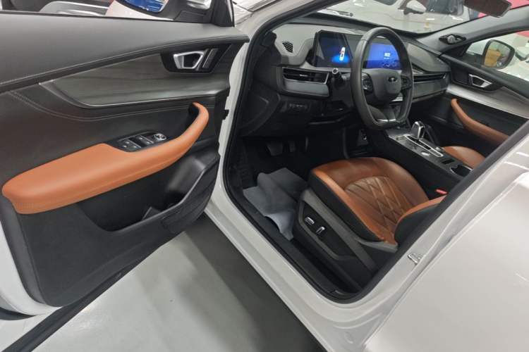 Used Chery Tiggo 8 PLUS 2022 290TGDI DCT Luxury Edition+ Driver Seat