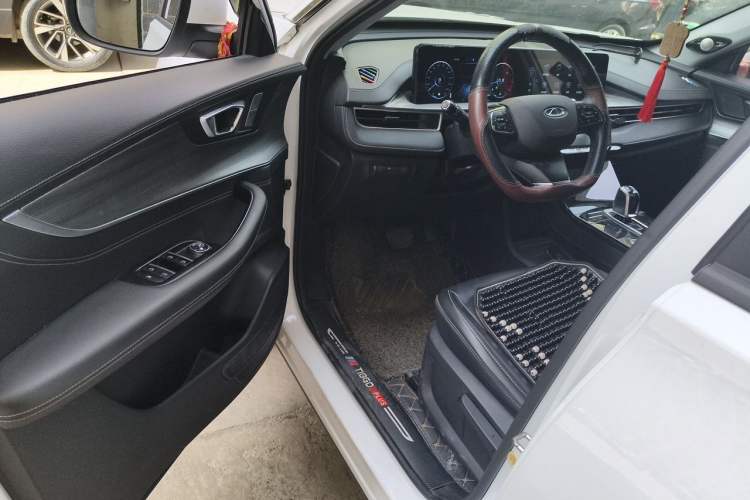 Used Chery Tiggo 8 PLUS 2022 290TGDI DCT Luxury Edition Driver Seat