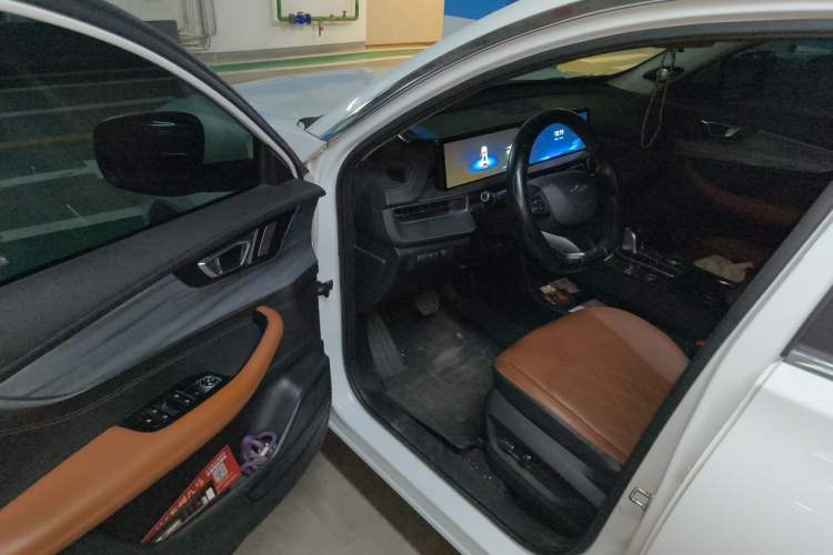 Used Chery Tiggo 8 PLUS 2022 Kunpeng Edition 390TGDI DCT Four-Wheel Drive Luxury Version Driver Seat