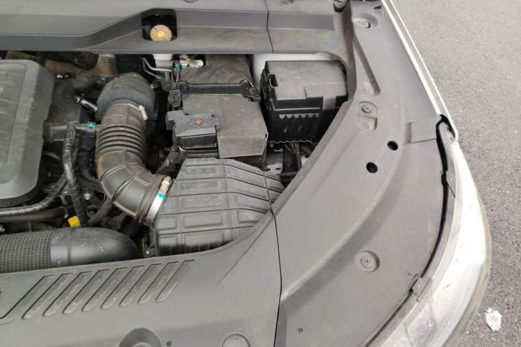Used Chery Tiggo 8 PLUS 2022 Kunpeng Edition 390TGDI DCT Four-Wheel Drive Luxury Version Engine Bay Left