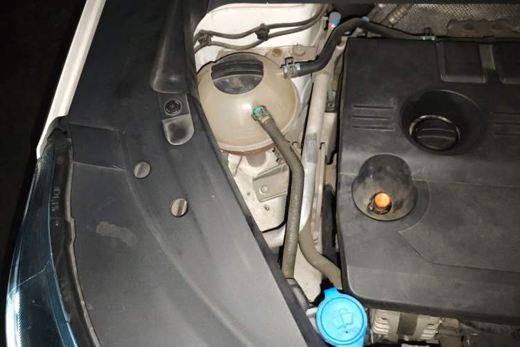 Used Chery Tiggo 8 PLUS 2022 290TGDI DCT Luxury Edition+ Engine Bay Right