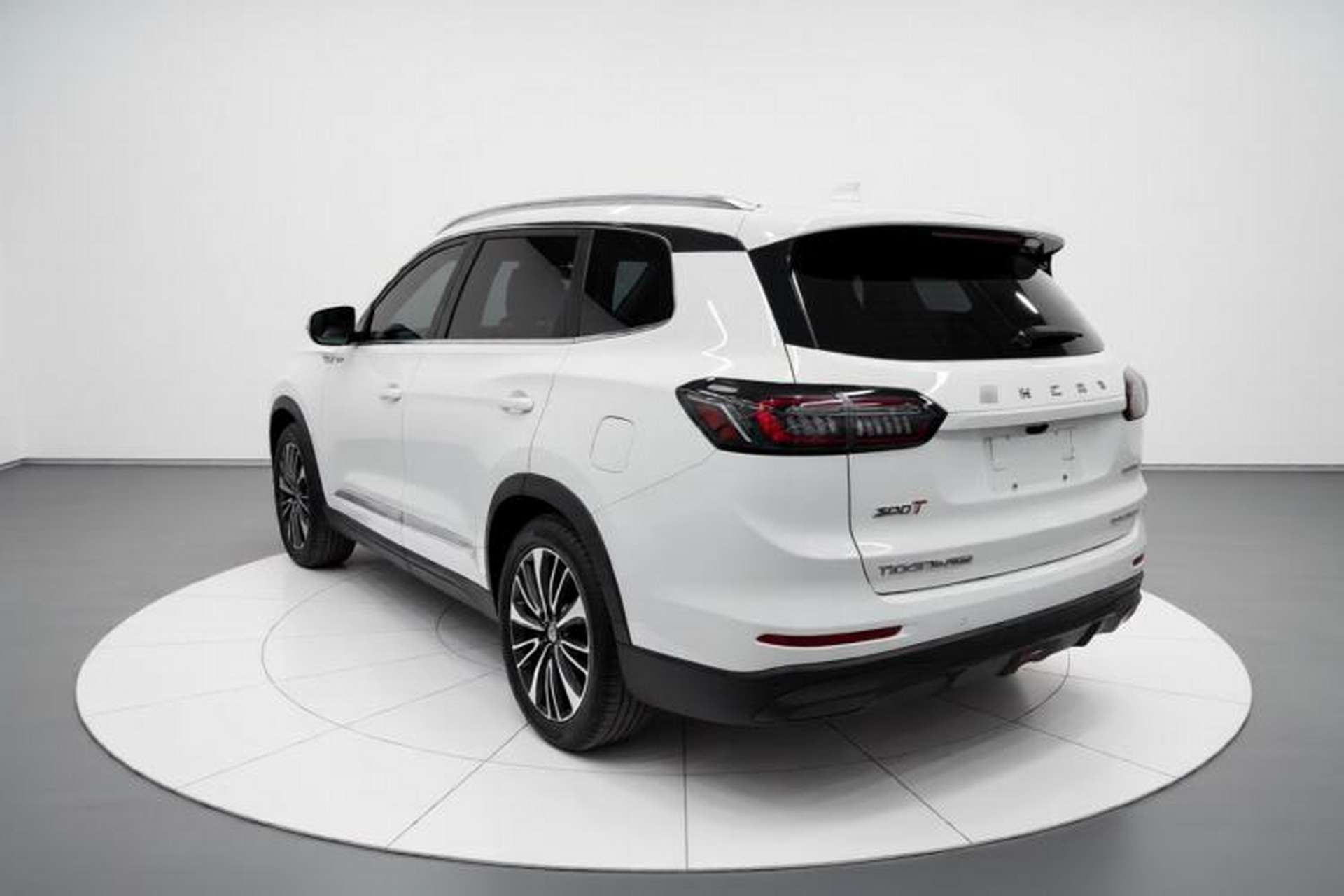 Used Chery Tiggo 8 PLUS 2022 Kunpeng Edition 390TGDI DCT Luxury+ Edition Exterior 2