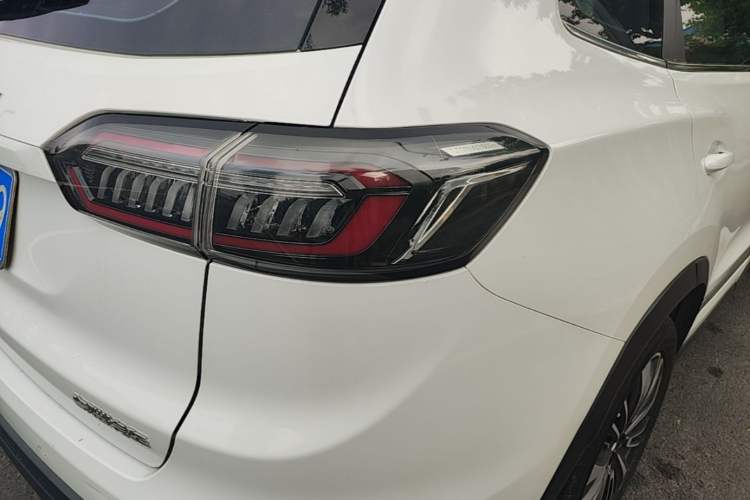 Used Chery Tiggo 8 PLUS 2022 Kunpeng Edition 390TGDI DCT Luxury+ Edition Exterior 3