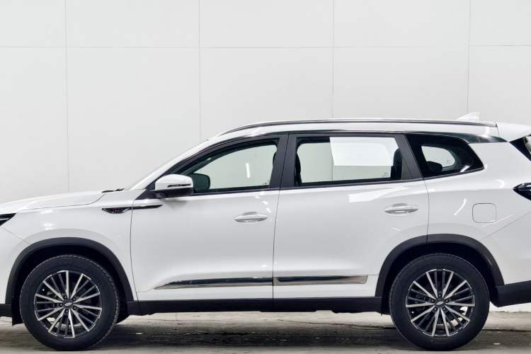 Used Chery Tiggo 8 PLUS 2022 Kunpeng Edition 390TGDI DCT Passion Plus Exterior 5