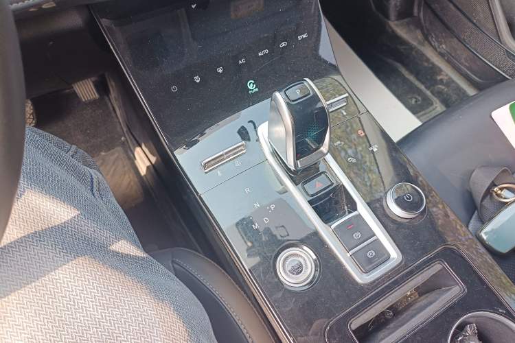 Used Chery Tiggo 8 PLUS 2022 290TGDI DCT Haoting Edition Gear Lever