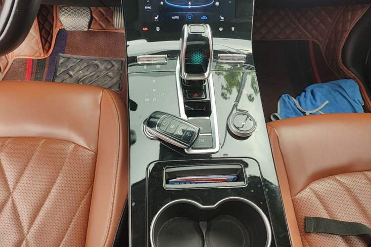 Used Chery Tiggo 8 PLUS 2022 Kunpeng Edition 390TGDI DCT Luxury+ Edition Gear Lever