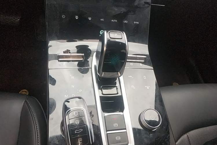 Used Chery Tiggo 8 PLUS 2022 290TGDI DCT Haoting Edition+ Gear Lever