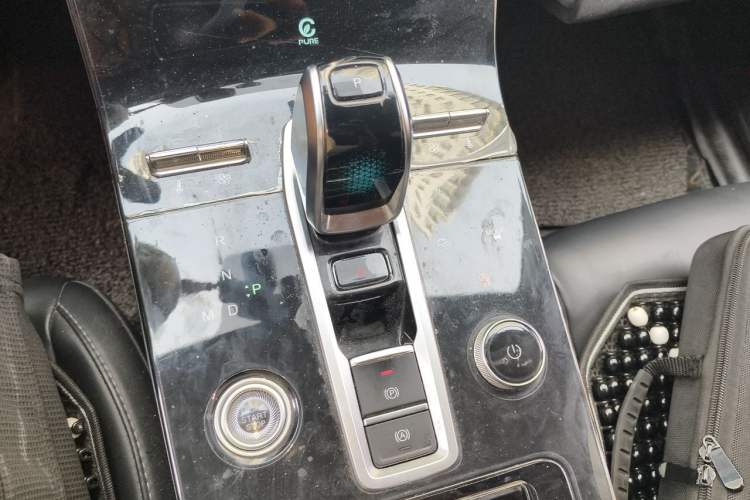 Used Chery Tiggo 8 PLUS 2022 290TGDI DCT Luxury Edition Gear Lever