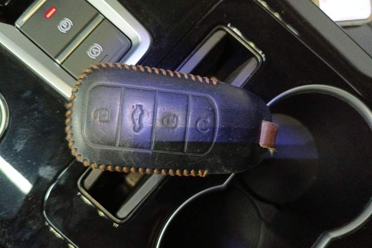 Used Chery Tiggo 8 PLUS 2022 Kunpeng Edition 390TGDI DCT Passion Version Interior 1