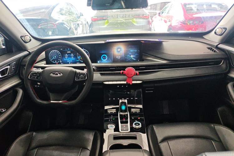 Used Chery Tiggo 8 PLUS 2022 Kunpeng Edition 390TGDI DCT Passion Plus Interior 2
