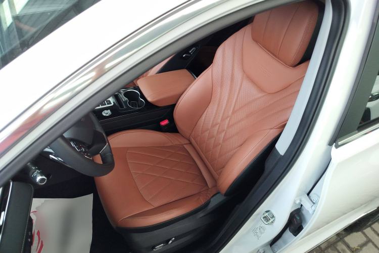Used Chery Tiggo 8 PLUS 2022 290TGDI DCT Luxury Edition Left Front Seat