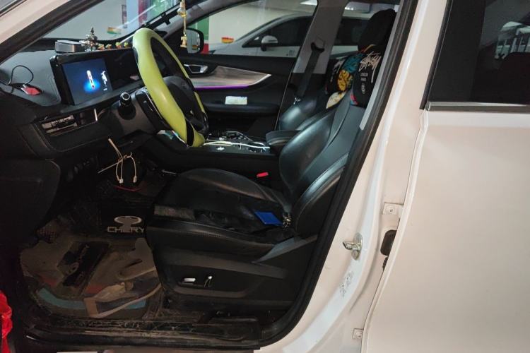 Used Chery Tiggo 8 PLUS 2022 290TGDI DCT Haoting Edition+ Left Front Seat